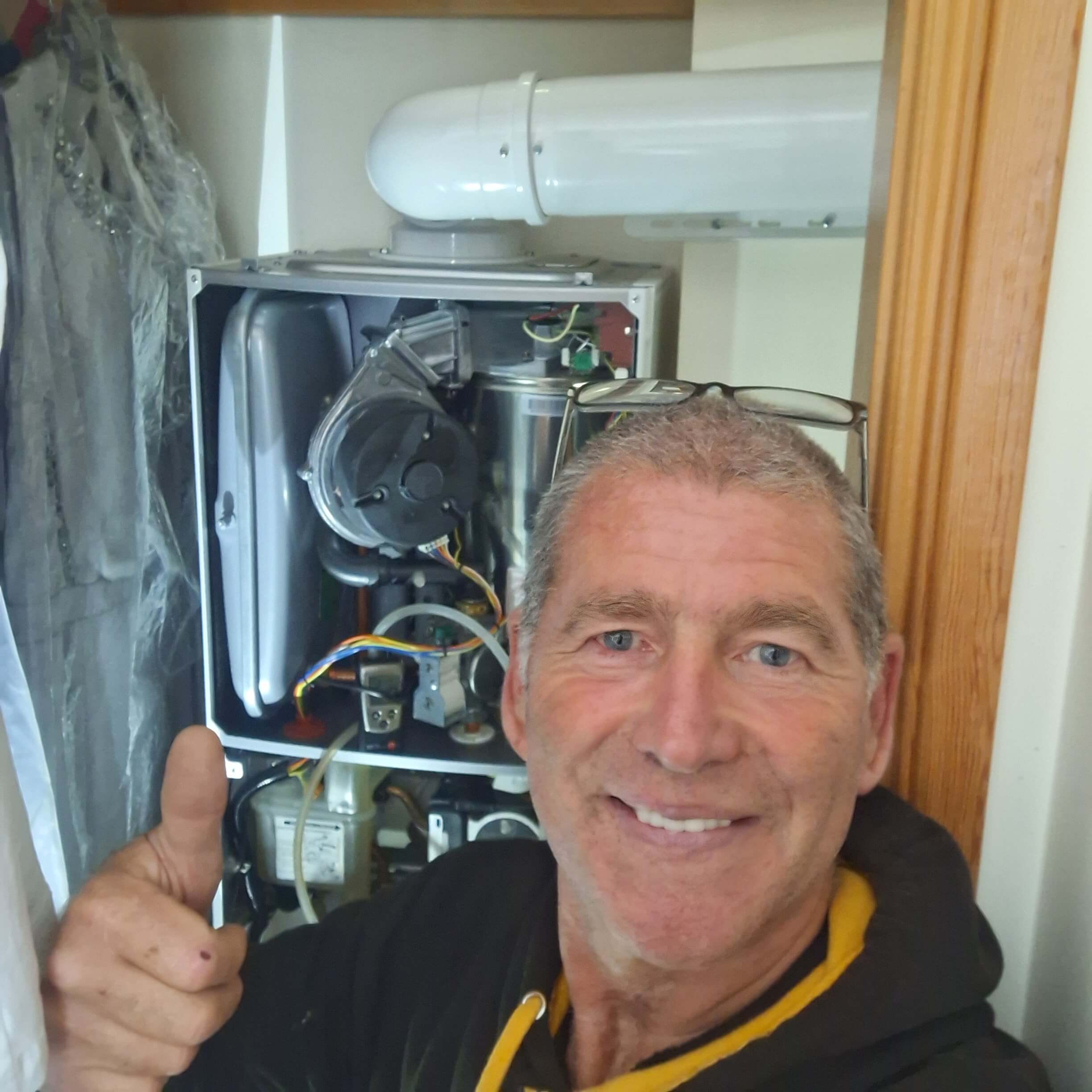image of a gas engineer in fife by Letsgo TNT Gas